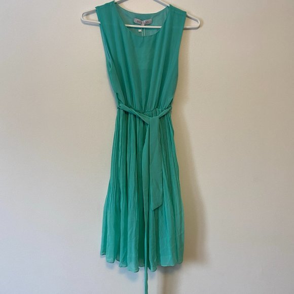 NWT Miss Lulo Turquoise Aqua Pleated Skirt Dress - Picture 3 of 5